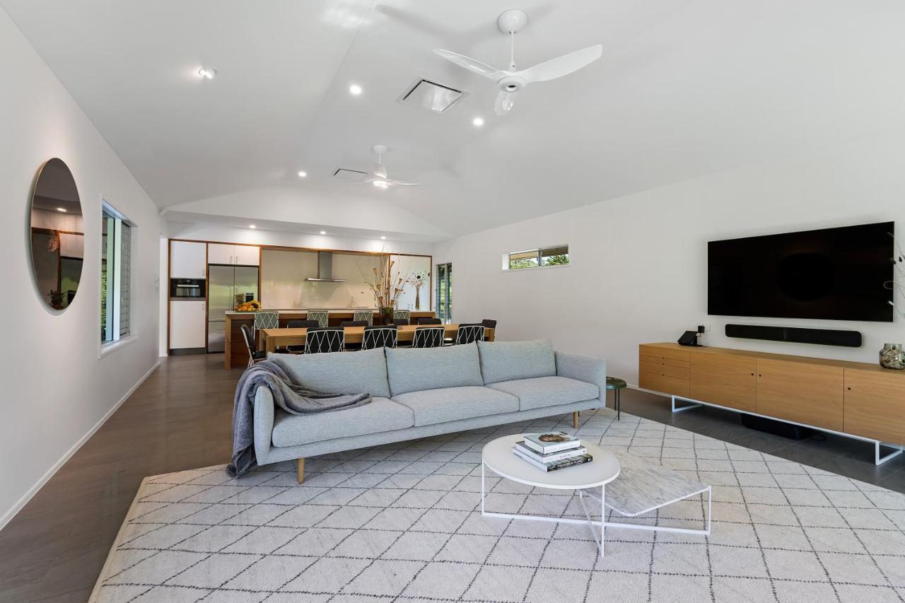 Yangaro Villa Airlie Beach Exterior photo