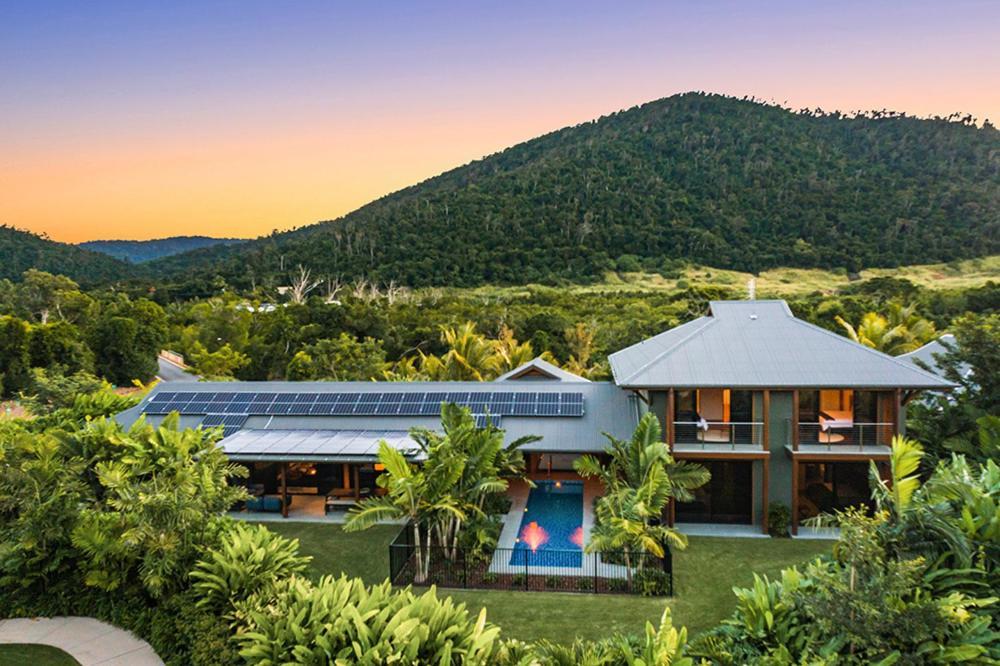 Yangaro Villa Airlie Beach Exterior photo