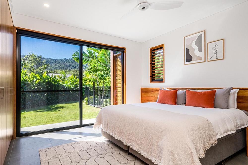Yangaro Villa Airlie Beach Exterior photo