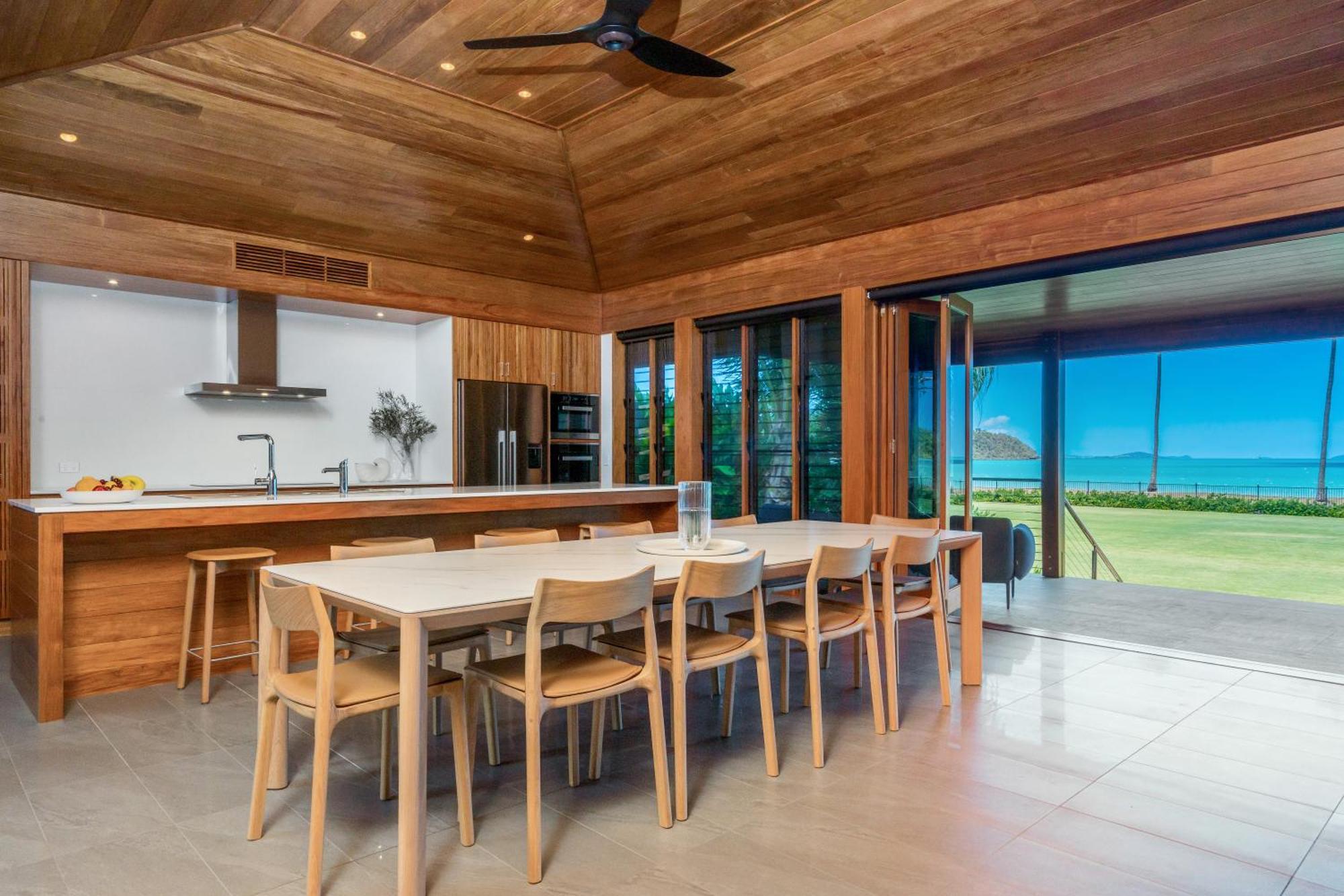Yangaro Villa Airlie Beach Exterior photo