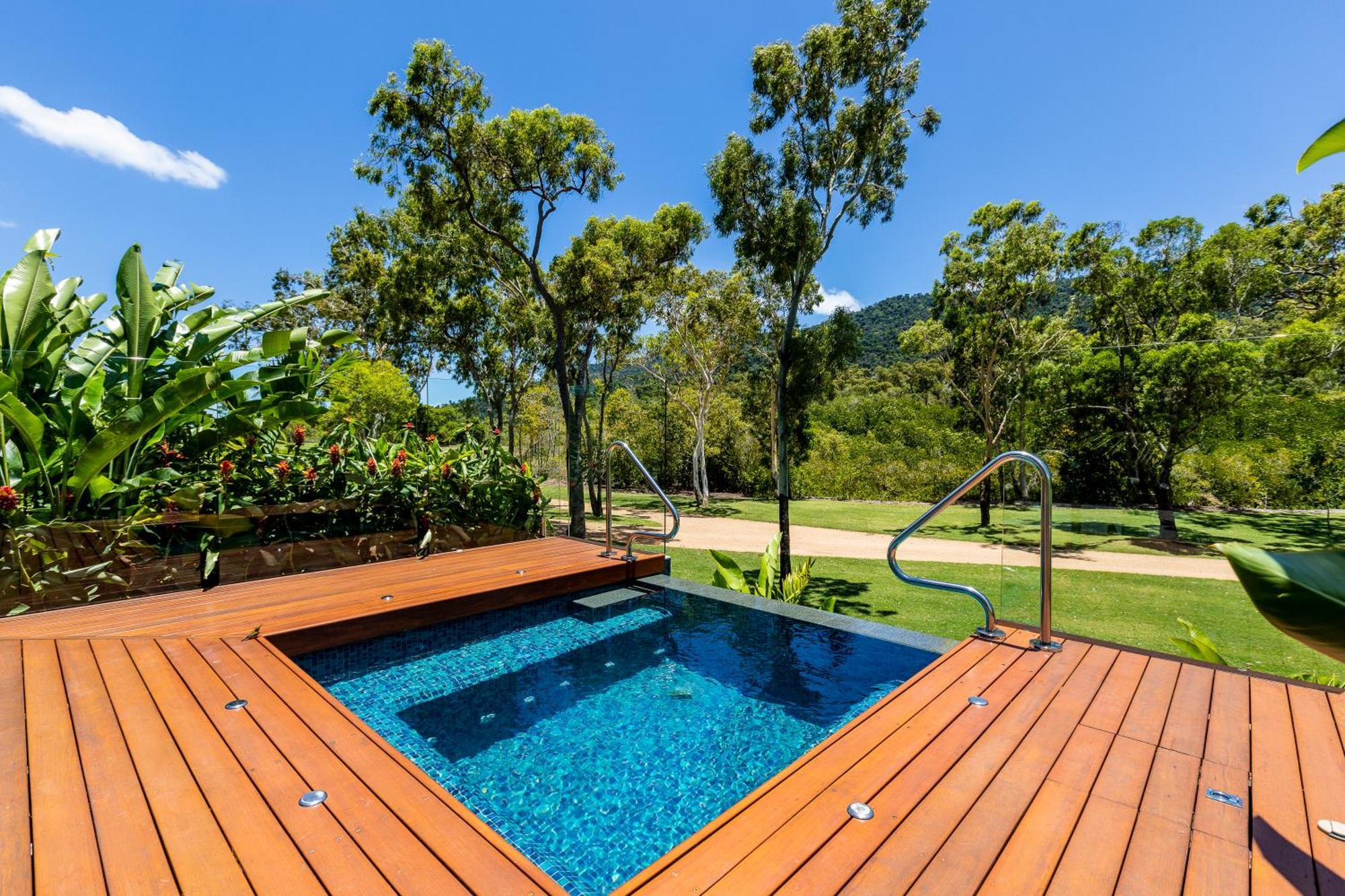 Yangaro Villa Airlie Beach Exterior photo